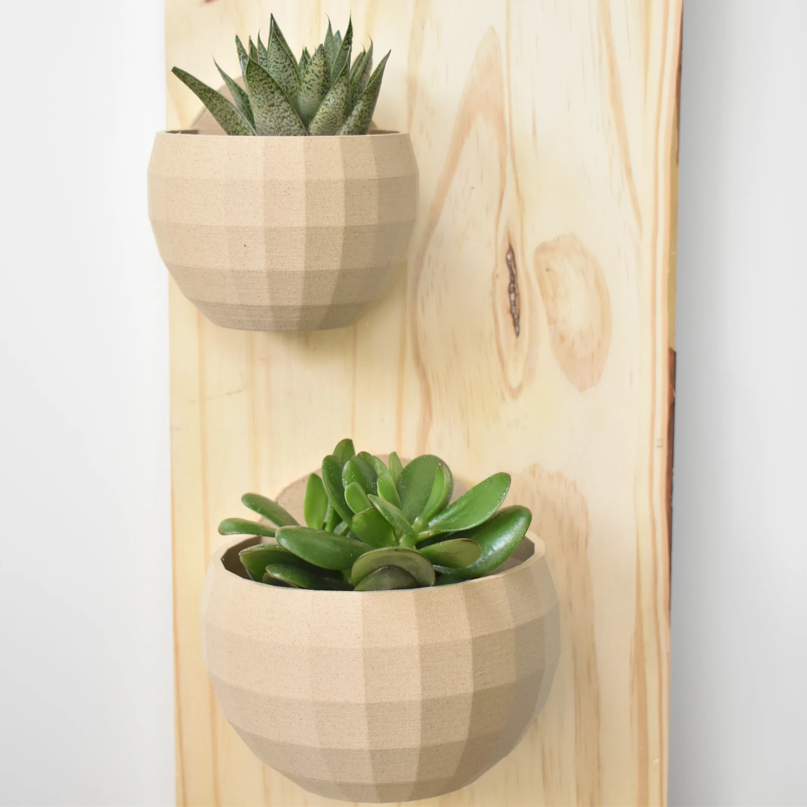 bloempotten bloempotje hout groen rood eik houtfilament woodfilament 3D 3Dprintable 3D-geprint 3D printing